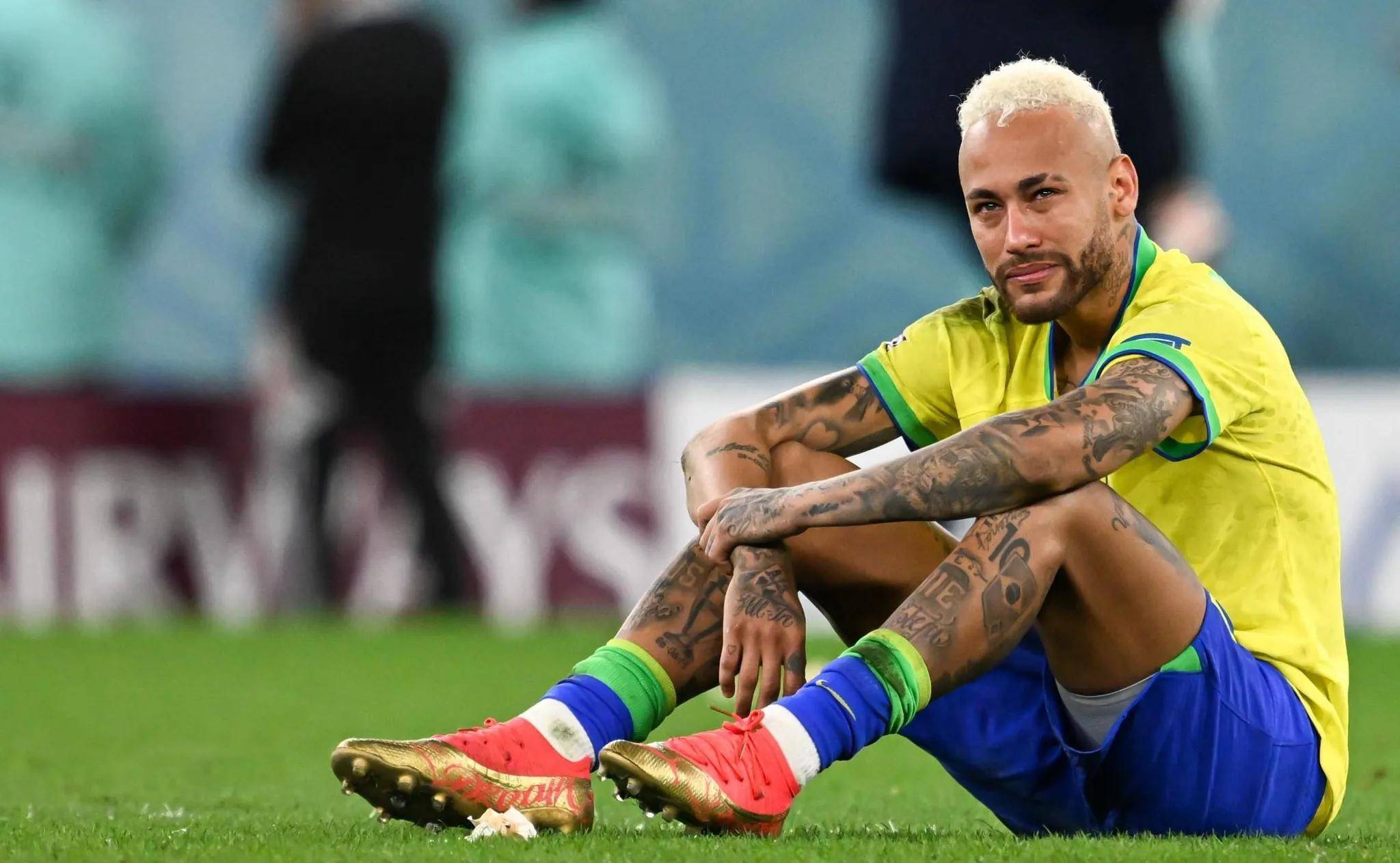 关于内马尔迎来十赛季高光表现,RNG球迷沸腾!的信息 关于内马尔迎来十赛季高光表现,RNG球迷沸腾!的信息